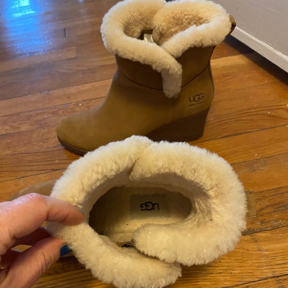 Ugg boots size 8